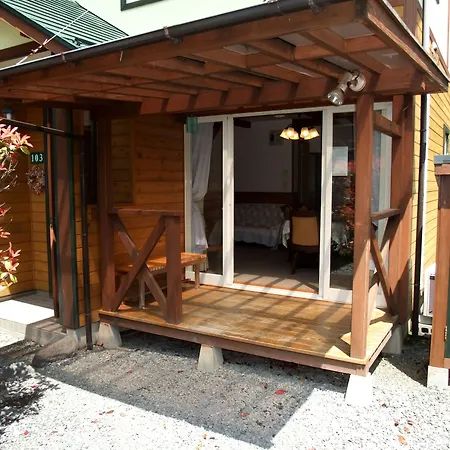 Lake Villa Kawaguchiko-3